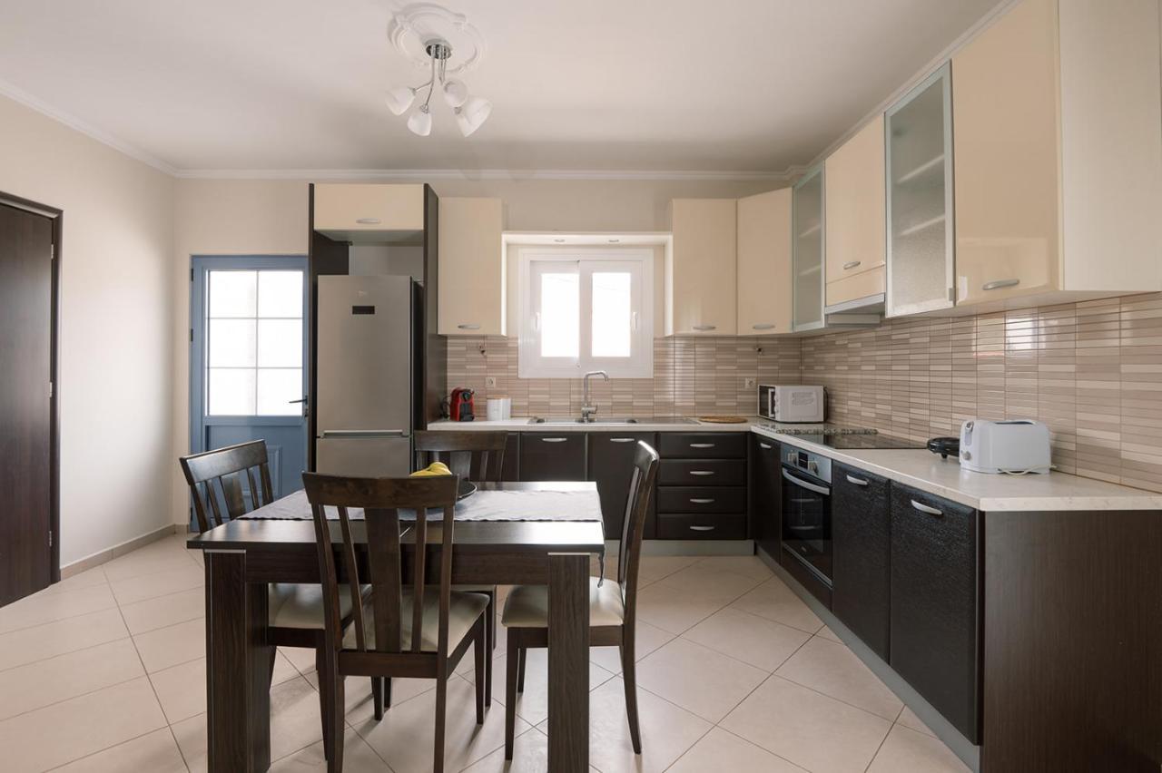 Mandi'S Apartments Karavádhos エクステリア 写真