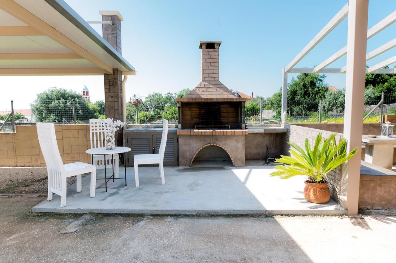 Mandi'S Apartments Karavádhos エクステリア 写真